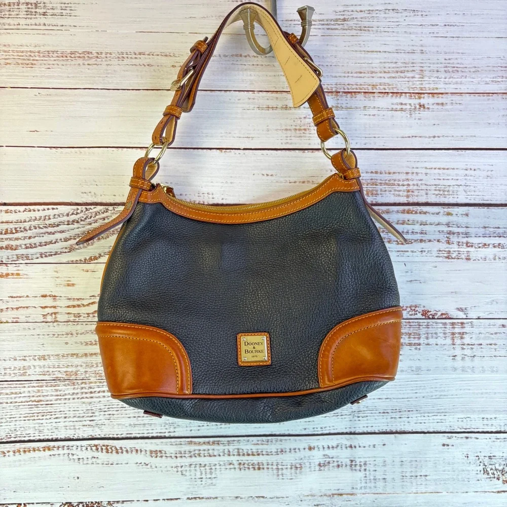 Vintage Dooney & Bourke Hobo Bag Med Black Tan Pebbled Leather Preppy Timeless